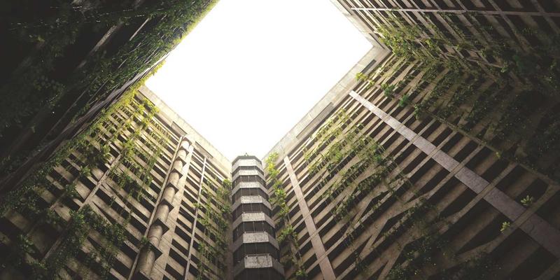 物联网的基石:嵌入式系统与传感器如何驱动万物互联时代